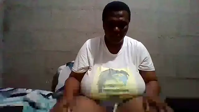 Snapshot of lolla01sweetness chatting on May 21, 2026, 1:12 am lolla01sweetness online show from May 21, 2026, 1:12 am