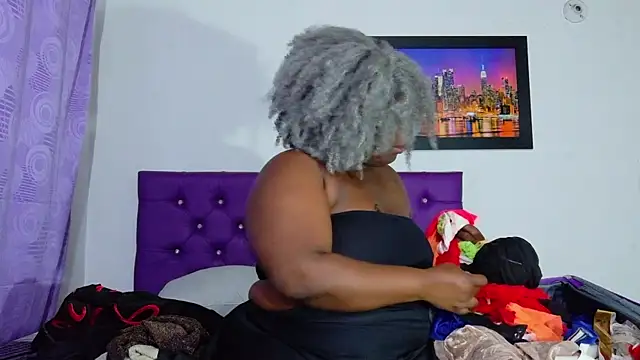 ebony NeighborMoans online show from July 29, 2026, 3:15 am