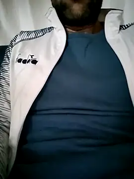 fearleass online show from November 17, 2025, 8:36 pm