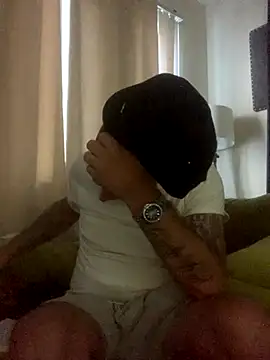 Snapshot of Hothotboyg chatting on October 19, 2025, 3:01 pm Hothotboyg online show from October 19, 2025, 3:01 pm