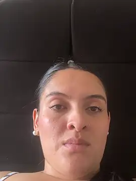 marianm29 online show from March 9, 2026, 2:21 pm