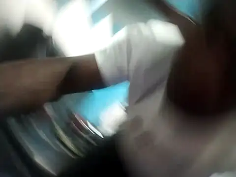  yefez online show from December 21, 2025, 9:55 pm