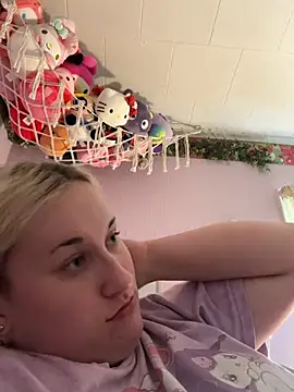 imawhorenslut19 online show from April 10, 2026, 6:23 pm