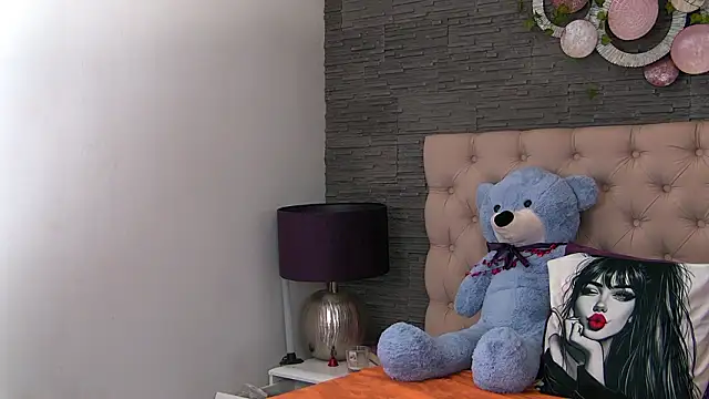 VannyFoxx online show from March 27, 2026, 3:23 pm