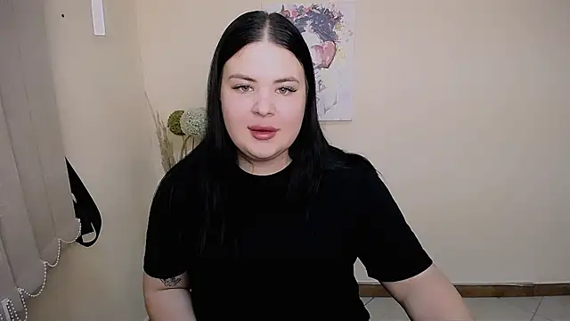 Snapshot of _Trisha_li chatting on September 12, 2025, 11:54 am Trisha li online show from September 12, 2025, 11:54 am