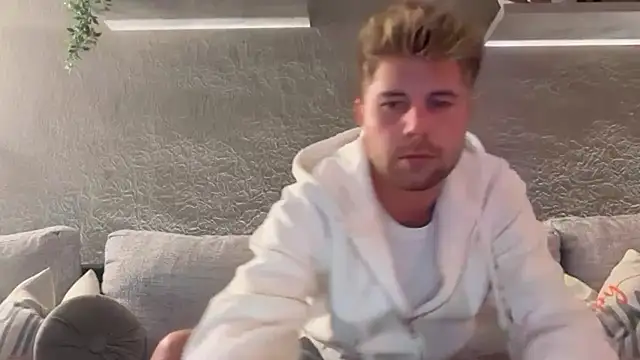 RioBlaze online show from September 30, 2025, 8:14 pm