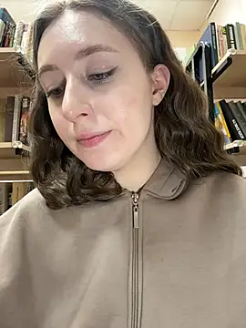 FroggyAnna online show from March 25, 2026, 6:25 pm