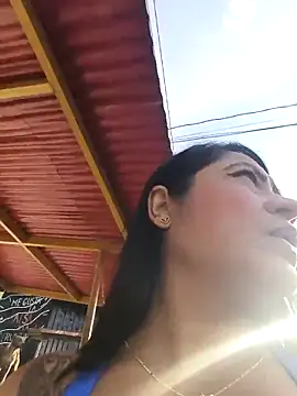 Snapshot of julieta_evanns1 chatting on October 4, 2025, 12:03 pm julieta evanns1 online show from October 4, 2025, 12:03 pm