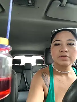 Snapshot of julieta_evanns1 chatting on January 10, 2026, 12:07 pm julieta evanns1 online show from January 10, 2026, 12:07 pm