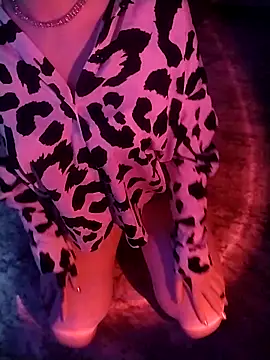 Snapshot of imoamo chatting on February 27, 2026, 5:24 pm imoamo online show from February 27, 2026, 5:24 pm