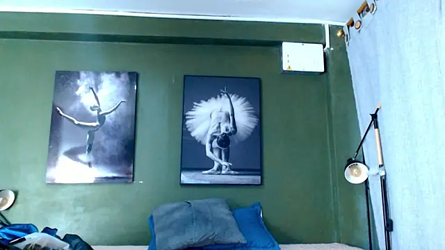 galactica  online show from October 10, 2025, 11:31 am