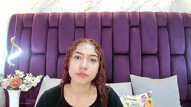 Snapshot of megannherrera chatting on October 9, 2025, 12:03 pm megannherrera online show from October 9, 2025, 12:03 pm