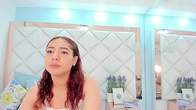 megannherrera online show from February 8, 2026, 1:36 pm