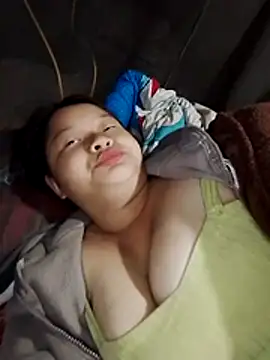 Snapshot of girl-babi chatting on October 28, 2025, 12:25 am girl-babi online show from October 28, 2025, 12:25 am