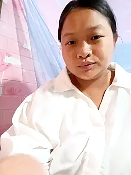 girl-babi online show from July 20, 2026, 3:32 am