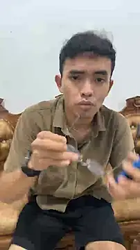 Snapshot of rand1101 chatting on October 15, 2025, 9:26 pm rand1101 online show from October 15, 2025, 9:26 pm