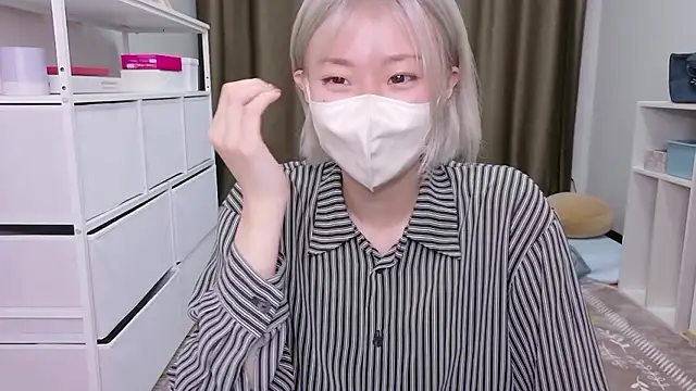 Nana  ch online show from May 26, 2026, 11:50 am