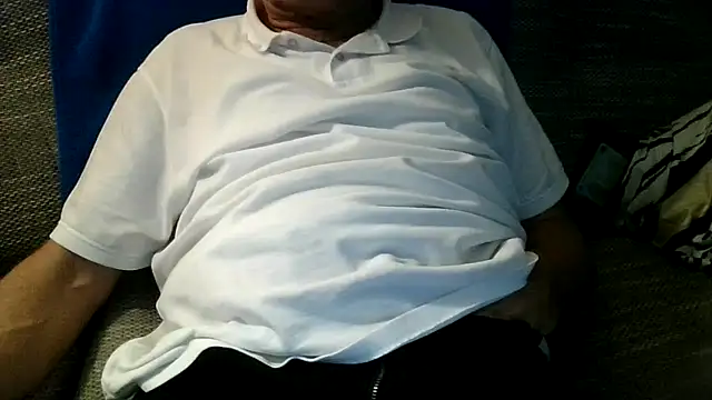 velikifant7 online show from February 10, 2026, 5:28 pm