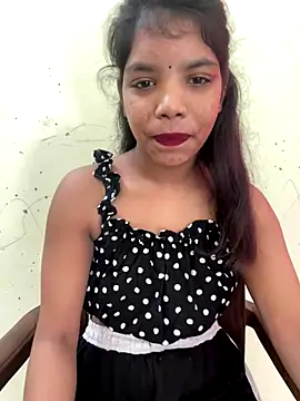 sexy body-00 online show from October 3, 2025, 4:09 am