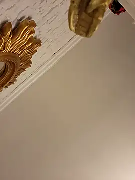 PalomaDesireee online show from December 3, 2025, 7:16 am