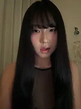 Snapshot of 77momomo chatting on May 21, 2026, 2:35 pm 77momomo online show from May 21, 2026, 2:35 pm