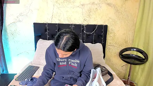 Snapshot of Tiffany_Nm chatting on May 14, 2026, 3:08 pm Tiffany Nm online show from May 14, 2026, 3:08 pm