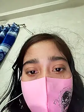 maya-Couple19 online show from October 12, 2025, 10:09 pm