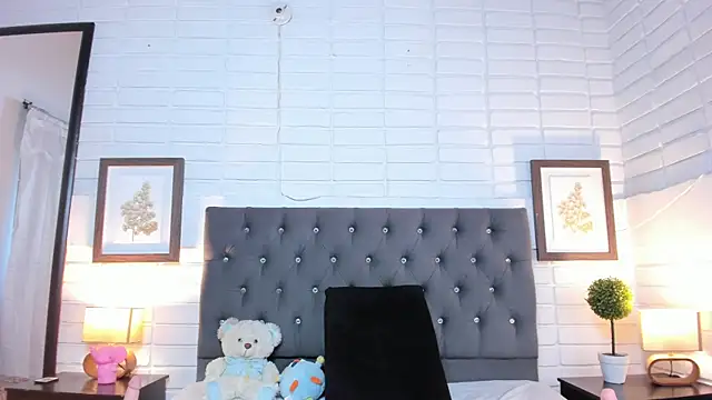 Snapshot of Megan_Voss chatting on September 9, 2025, 12:37 pm Megan Voss online show from September 9, 2025, 12:37 pm