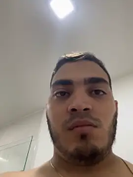 Snapshot of Carlos_Mejia_ chatting on May 7, 2026, 10:48 pm Carlos Mejia online show from May 7, 2026, 10:48 pm