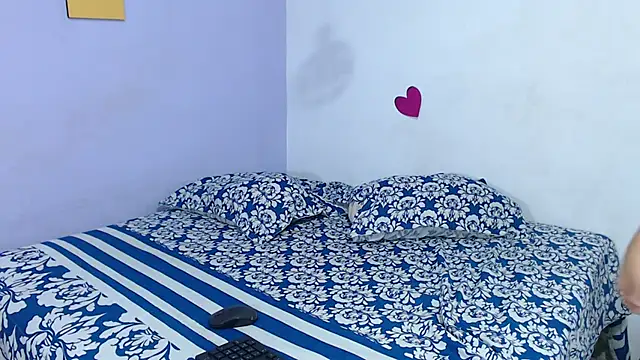 Snapshot of onixandghosty1 chatting on September 11, 2025, 7:03 pm onixandghosty1 online show from September 11, 2025, 7:03 pm