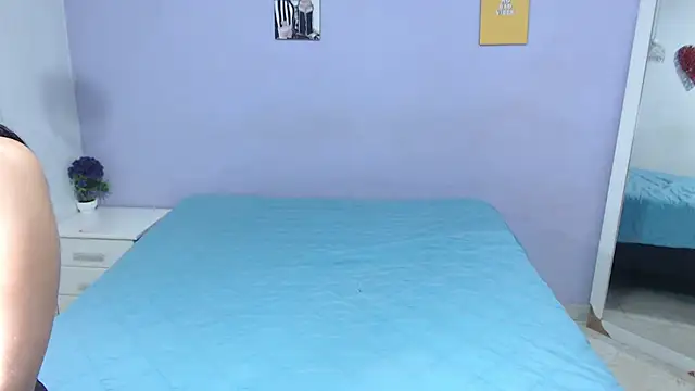 Snapshot of onixandghosty1 chatting on October 23, 2025, 7:01 pm onixandghosty1 online show from October 23, 2025, 7:01 pm