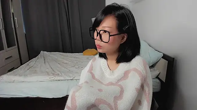  molly molly molly  online show from November 2, 2025, 10:39 am