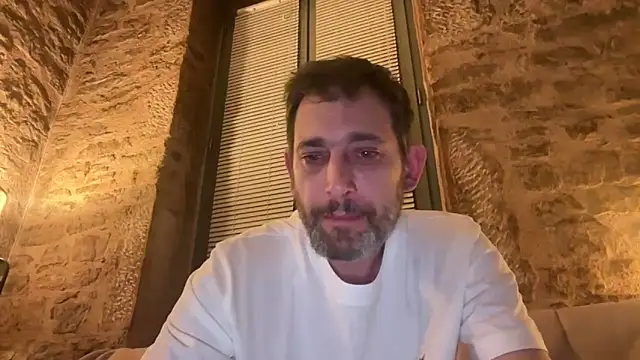 Snapshot of tamtamat46 chatting on February 6, 2026, 6:33 pm tamtamat46 online show from February 6, 2026, 6:33 pm