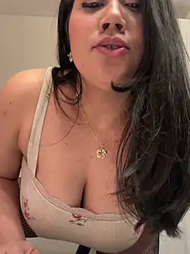Snapshot of Myonlyprincess1 chatting on April 15, 2026, 5:25 am Myonlyprincess1 online show from April 15, 2026, 5:25 am