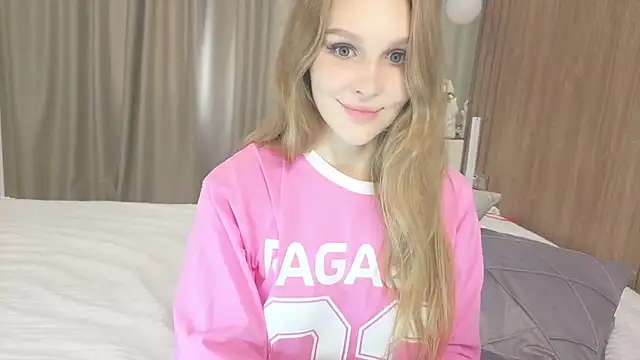 Brigitte Bardot online show from October 3, 2025, 6:21 am