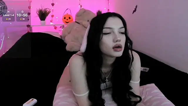 AkiraAsai online show from October 19, 2025, 8:42 pm