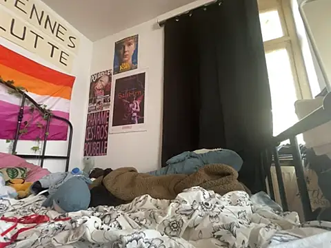 Snapshot of Styxlust chatting on October 1, 2025, 2:01 pm Styxlust online show from October 1, 2025, 2:01 pm