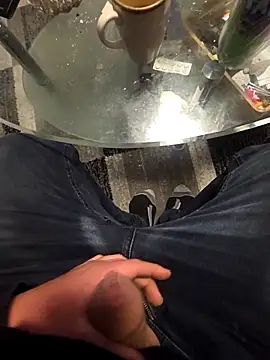 bigdicksklave online show from November 20, 2025, 7:13 pm