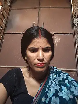 Riya jaan12 online show from May 25, 2026, 6:19 am
