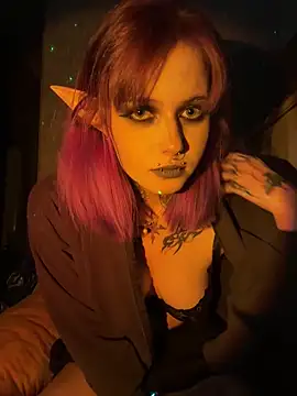 n1ghtcloud online show from October 22, 2025, 11:59 pm