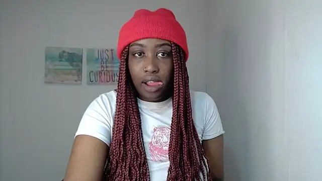 milykabombastik online show from November 12, 2025, 6:41 pm