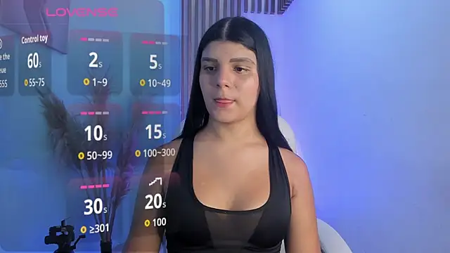 Snapshot of PauliinaBelle_ chatting on October 31, 2025, 1:12 pm PauliinaBelle online show from October 31, 2025, 1:12 pm