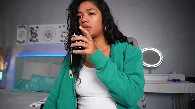 LibertyLust online show from December 4, 2025, 9:18 am