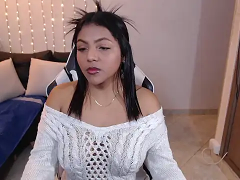 Snapshot of veronica_em1 chatting on September 13, 2025, 1:11 pm veronica em1 online show from September 13, 2025, 1:11 pm