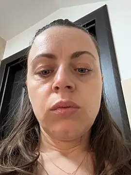 Snapshot of ladywithbigass chatting on March 23, 2026, 8:51 am ladywithbigass online show from March 23, 2026, 8:51 am