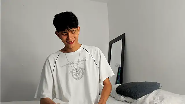 alexmark  online show from November 13, 2025, 3:16 am