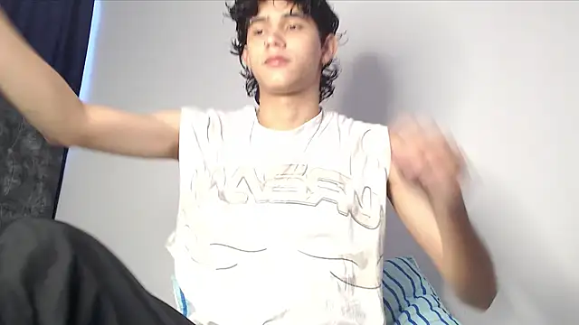 alexmark  online show from June 11, 2026, 3:21 pm