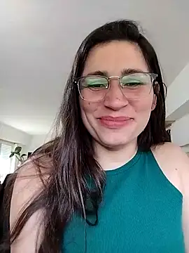 LolatuMiel online show from September 16, 2025, 11:11 am