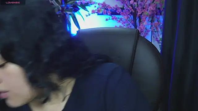 Snapshot of sari_belle chatting on May 9, 2026, 4:17 am sari belle online show from May 9, 2026, 4:17 am