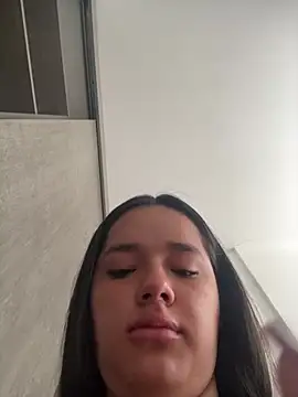 Luciaparker03 online show from July 17, 2026, 12:56 pm